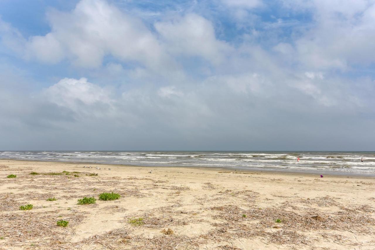 Galveston Townhome With Balconies Walk To Beach! Dış mekan fotoğraf