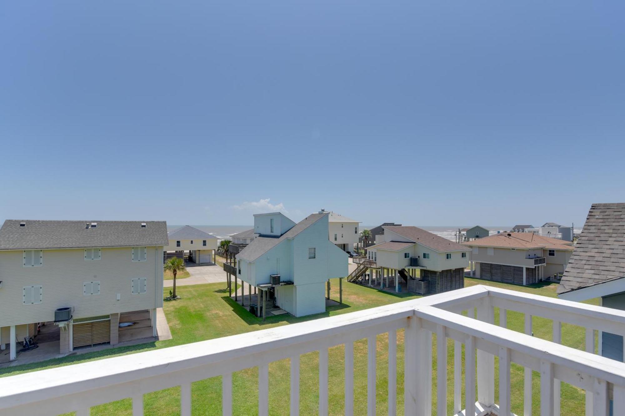 Galveston Townhome With Balconies Walk To Beach! Dış mekan fotoğraf