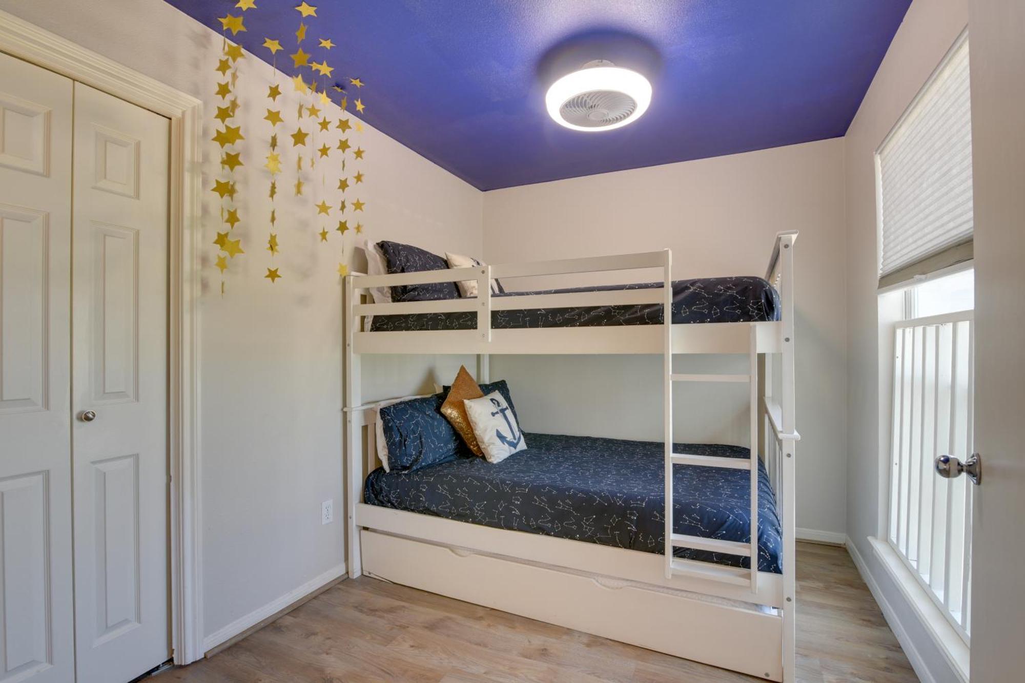 Galveston Townhome With Balconies Walk To Beach! Dış mekan fotoğraf